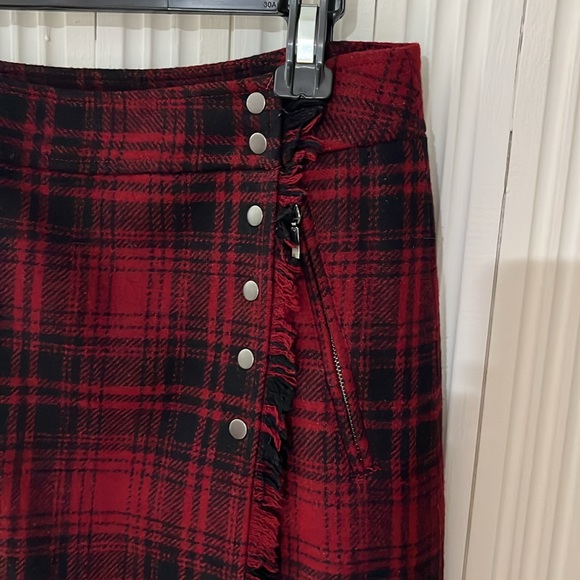Eddie Bauer wool blend red plaid maxi wrap skirt sz 4 - Picture 2 of 5